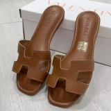 Sandália feminina chinelo 5050 tendência couro sintético lançamento Valentim marrom promoção